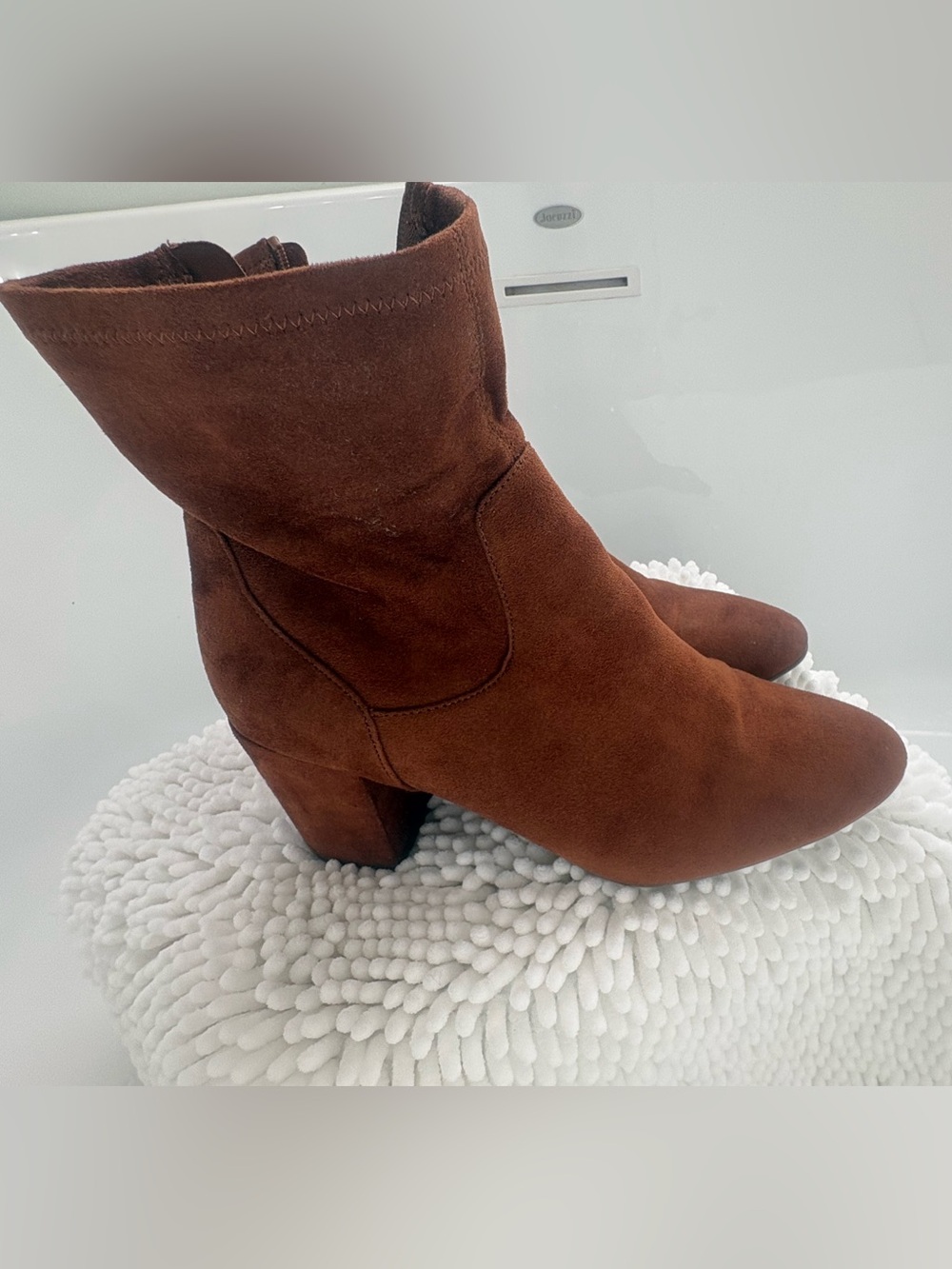 Women's Suede Block Heel Ankle Boots - Brown
